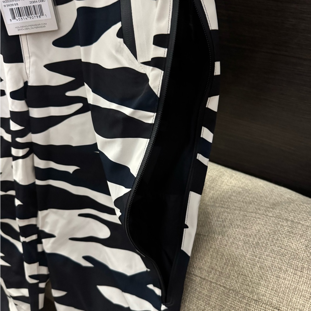 (NWT) Holden Overals Ski jumpsuit - Picture 8 of 13